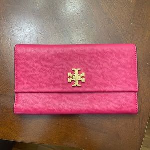 Tory Burch wallet
